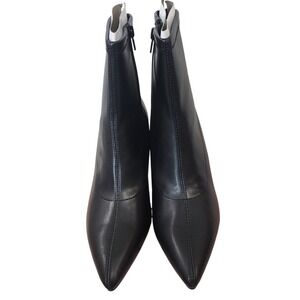 NWT Wild Pair MANON Black Ankle Bootie Pointed Toe Kitten Heel Women's Size 9M